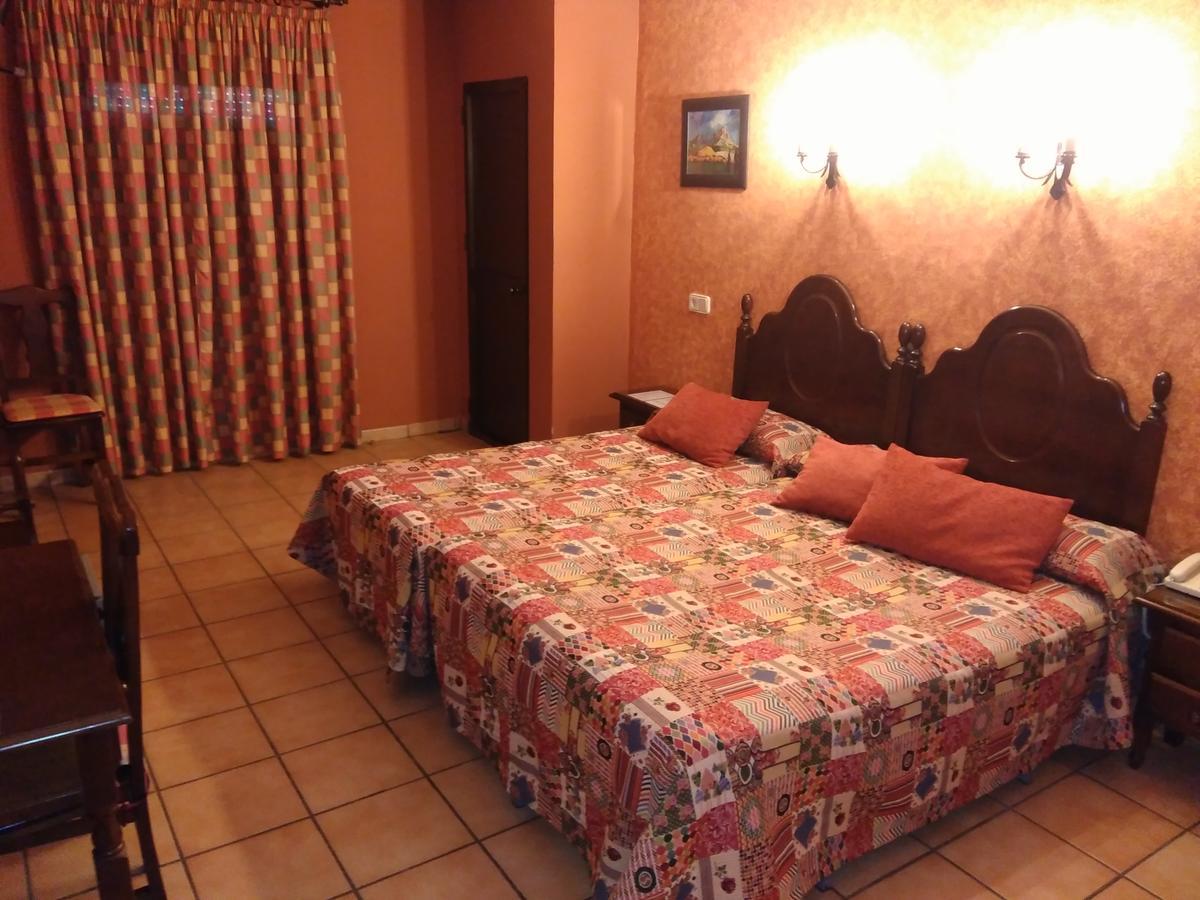Hotel Riavela Аямонте Екстериор снимка