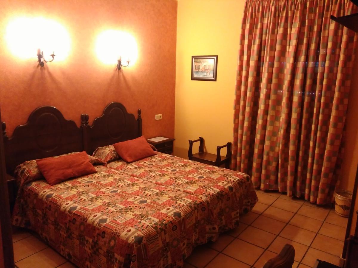 Hotel Riavela Аямонте Екстериор снимка